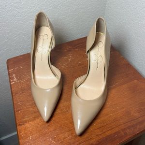 Jessica Simpson Nude Pumps